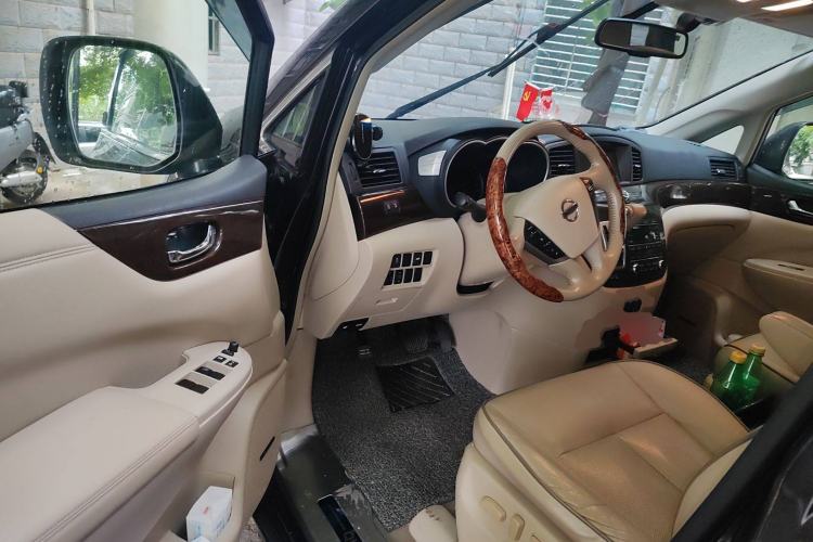 Used Nissan Quest 2015 3.5L SL
