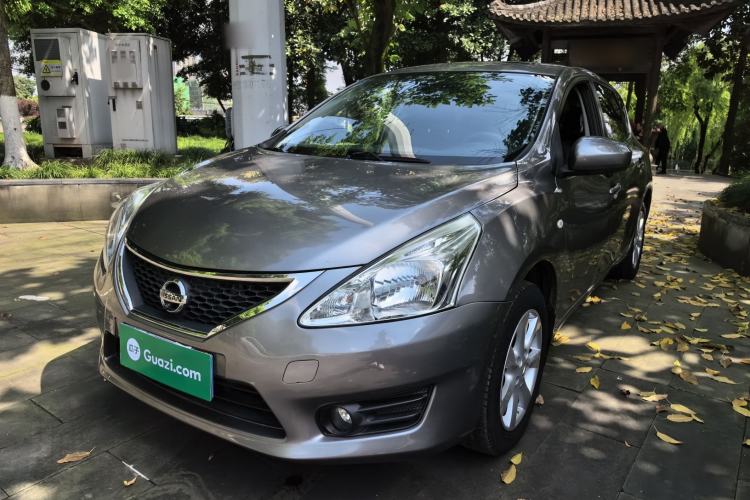 Used Nissan Tiida 2011 1.6L CVT Smart Version