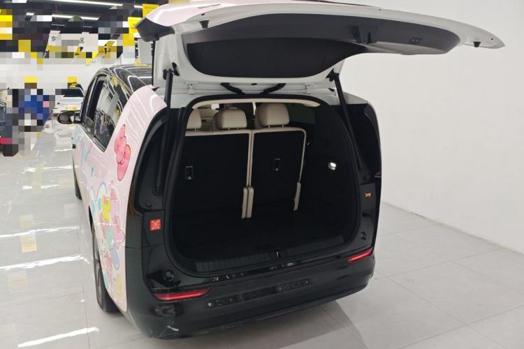 Used Li Auto MEGA 2025 Home Family Special Edition