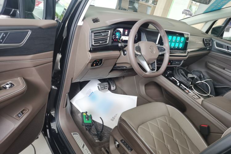 Used Volkswagen Viloran 2024 380TSI Premium Edition Driver Seat