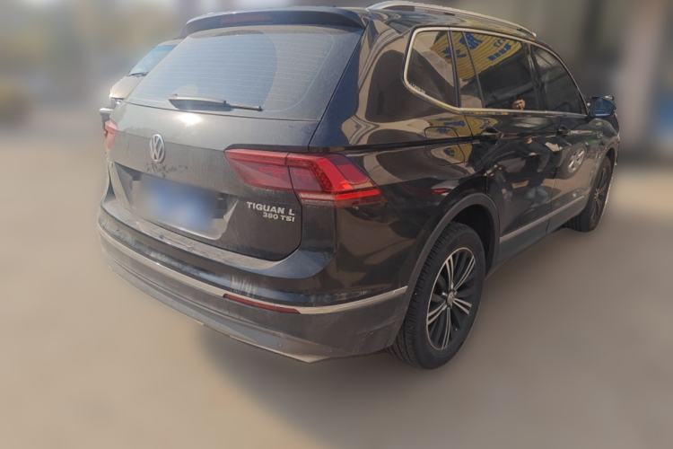 Used Volkswagen Tiguan L 2017 380TSI Automatic All-Wheel-Drive Luxury Edition Rear Right 45 Deg