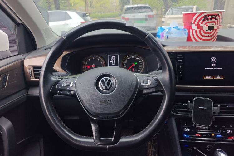 Used Volkswagen Tharu 2021 280TSI Two-Wheel-Drive Luxury Plus Edition Steering Wheel