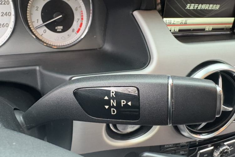 Used Mercedes-Benz GLK-Class 2015 GLK 300 4MATIC Fashion Edition Ultimate Version
