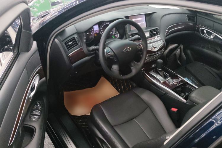 Used Infiniti Q70 2019 Q70L 2.0T Enjoyment Edition
