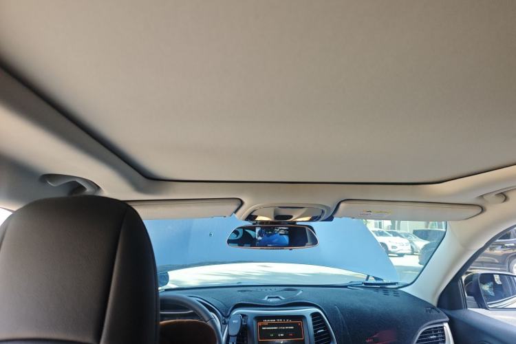 Used Jeep Cherokee 2017 2.0L Superior Edition