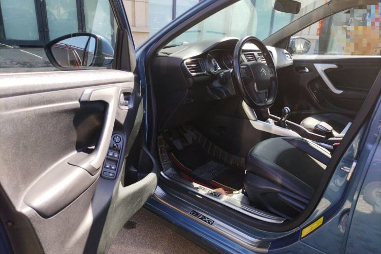 Used Citroen C3-XR 2015 1.6L Manual Pioneer Model
