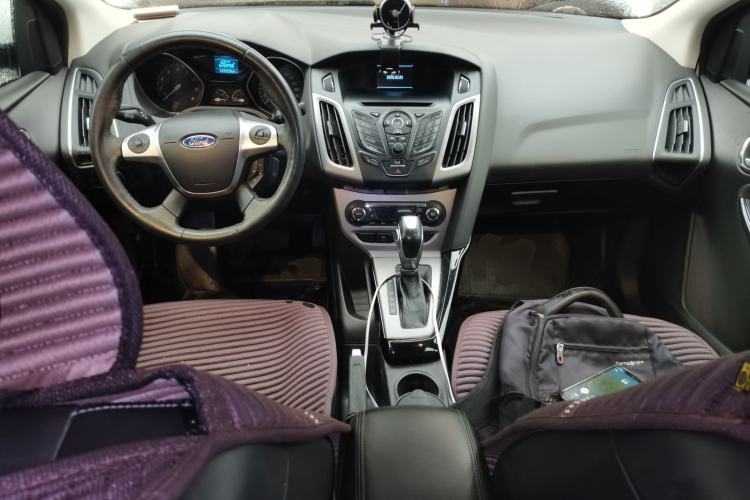 Used Ford Focus 2012 Sedan 1.6L Automatic Fashion Edition
