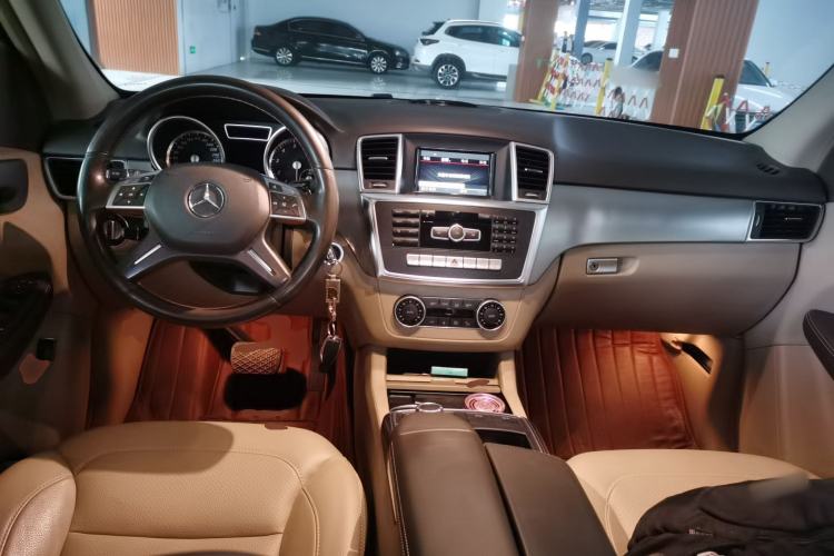 Used Mercedes-Benz M-Class 2014 ML 320 4MATIC
