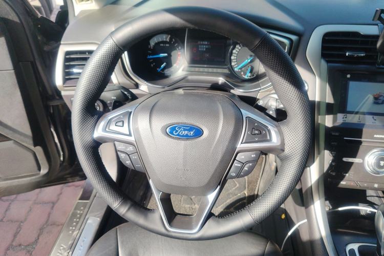 Used Ford Mondeo 2013 2.0L GTDi 200 Fashion Edition