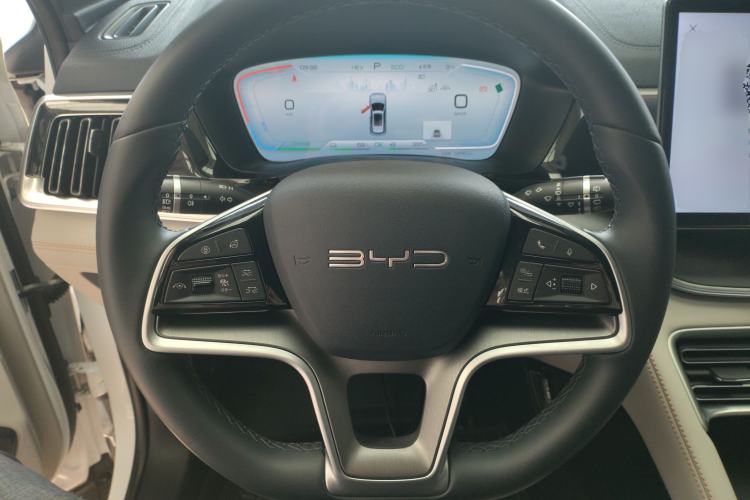Used BYD Song PLUS New Energy 2024 HONOR Edition DM-i 110km Flagship PLUS Steering Wheel