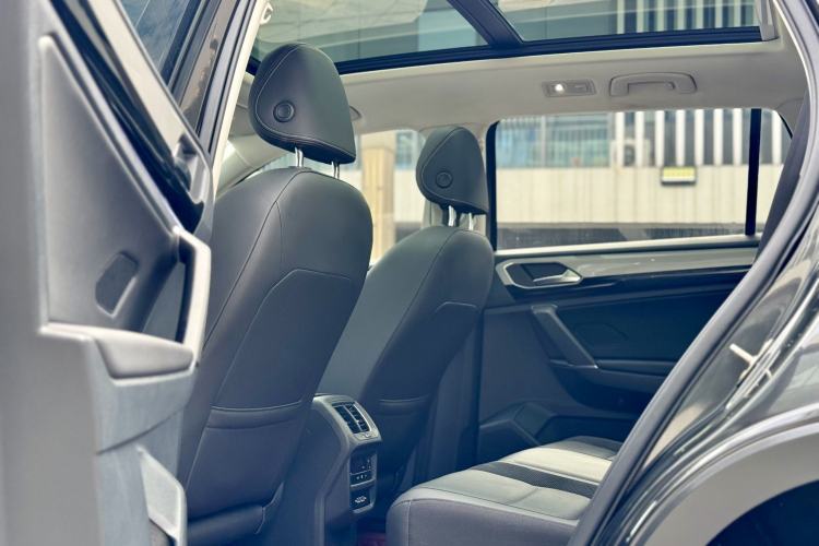 Used Volkswagen Tayron 2020 330TSI Two-Wheel Drive Luxury Smart Connectivity Version