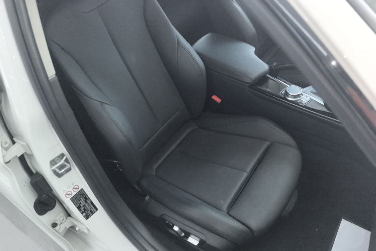 Used BMW 3 Series 2019 320Li M Sport Package Right Front Seat