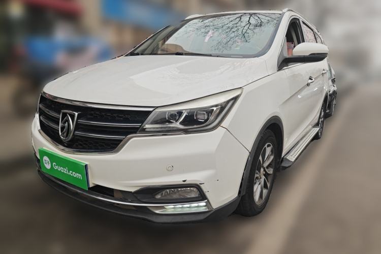 Used Baojun 730 2017 1.5T DCT Flagship Model 7 Seats China V Emission Standard