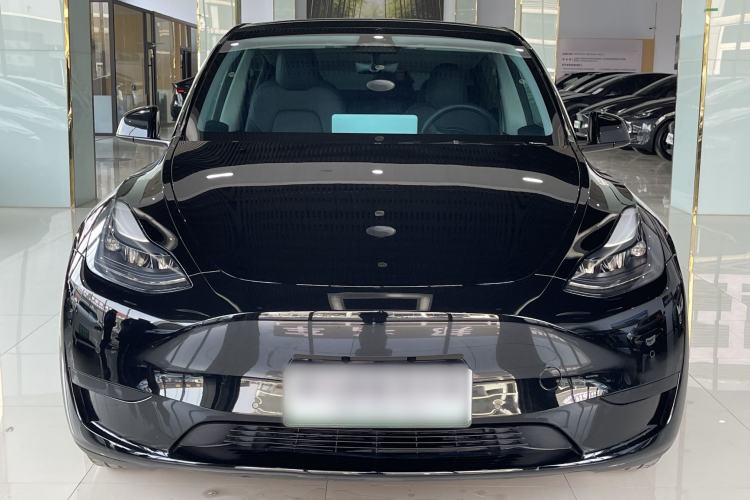 Used Tesla Model Y 2023 Rear-Wheel-Drive Version
