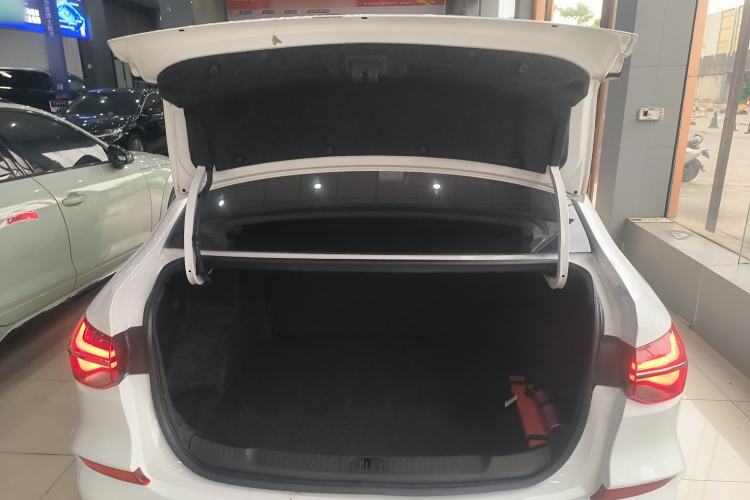 Used Chevrolet Monza 2020 Light Hybrid RS 330T Automatic Comfort Edition Trunk