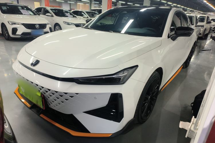 Used Changan UNI-V 2025 1.5T 500Bar Prestige Sporty Version