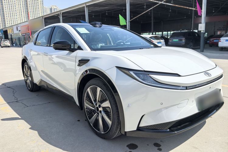 Used Toyota bZ5 2025 Model 550 PRO Smart Driving Edition
