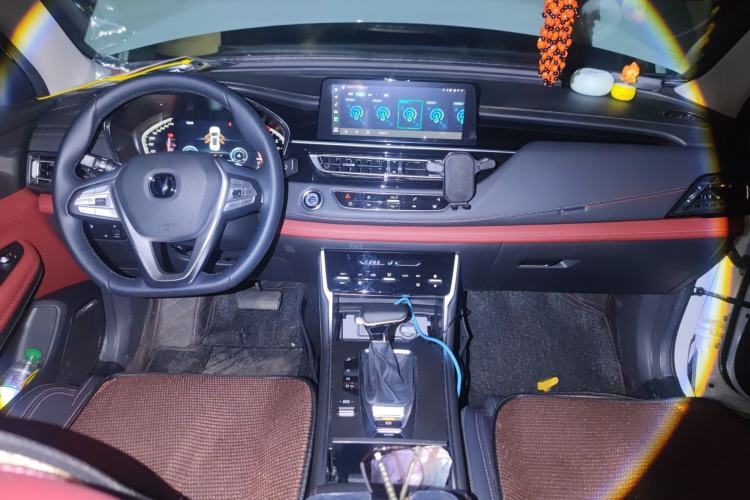 Used CHANGAN CS75 2023 Enjoy Edition 1.5T DCT Luxury Version Interior 2