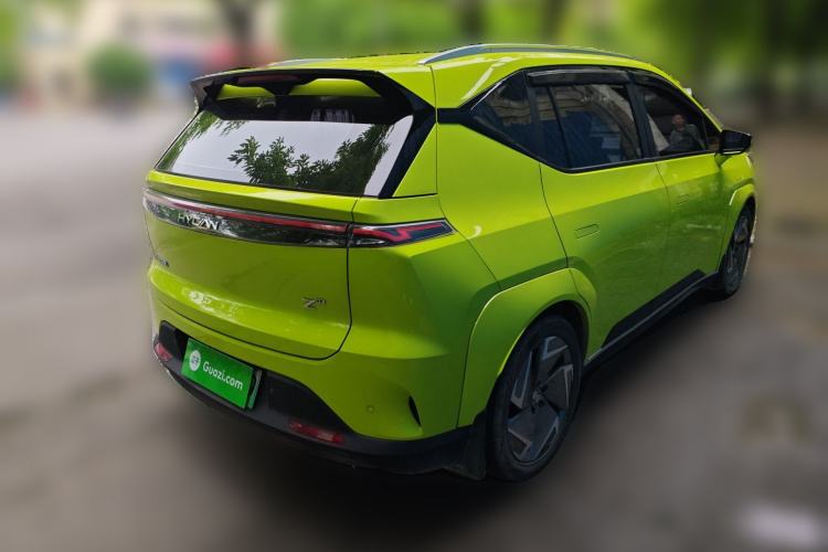 Used Hycan Z03 2022 510 km Range Trendy Cool Version 160 kW 61.13 kWh Rear Right 45 Deg