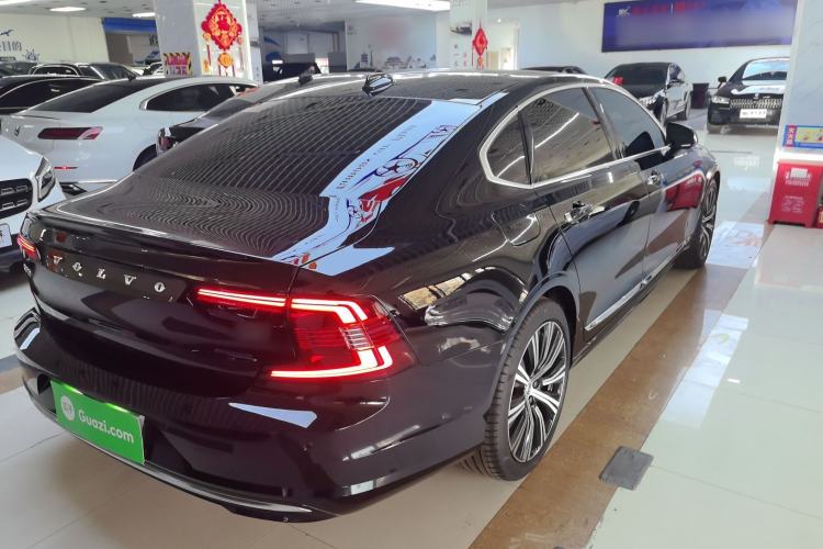 Used Volvo S90 2023 B5 Zhiyuan Luxury Edition
