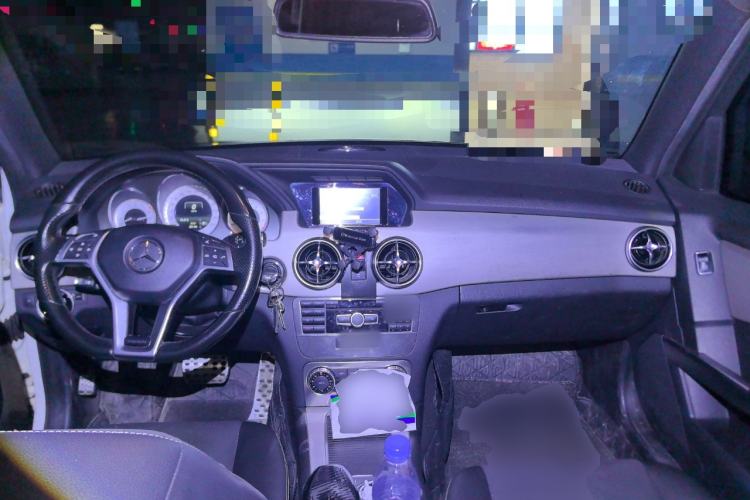 Used Mercedes-Benz GLK-Class 2015 GLK 260 4MATIC Dynamic Edition Ultimate Version
