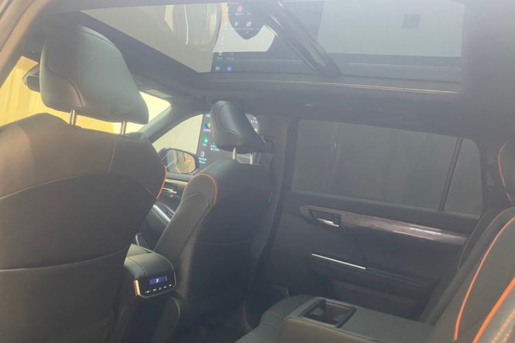 Used Toyota Crown Kluger 2024 2.5L HEV Four-Wheel Drive Premium Edition
