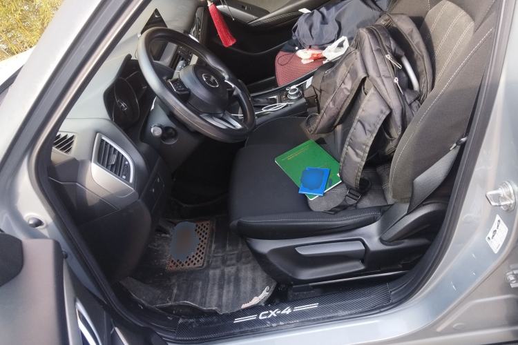 Used Mazda CX-4 2018 2.0L Automatic Two-Wheel Drive Blue Sky Dynamic Version China V Standard Left Front Seat