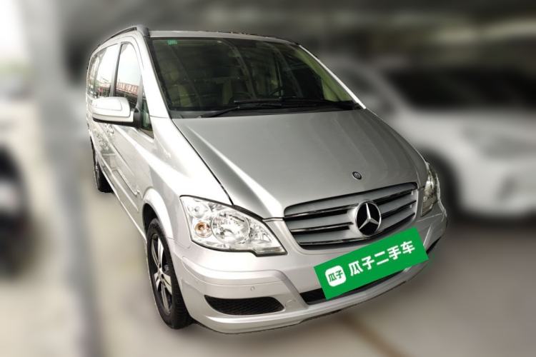 Used Mercedes-Benz Viano 2013 3.0L Comfort Edition
