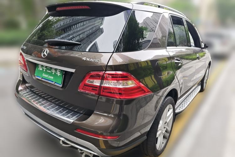 Used Mercedes-Benz M-Class  Rear Right 45 Deg