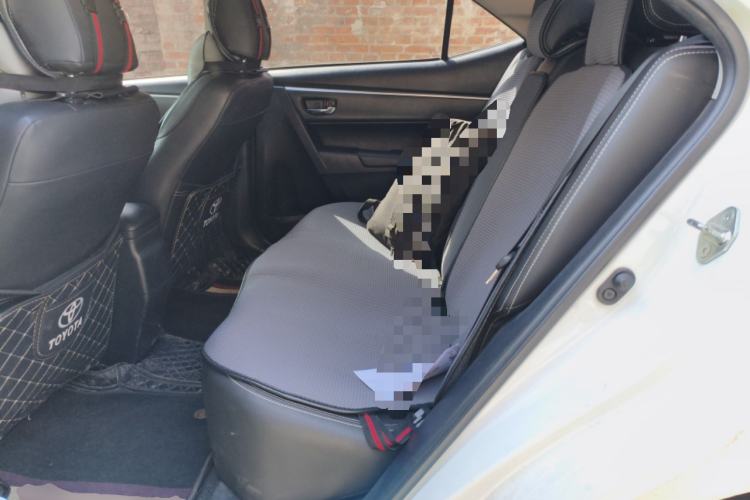 Used Toyota Levin 2017 Revised Version 185T CVT Elite Edition China VI Standard Left Rear Seat