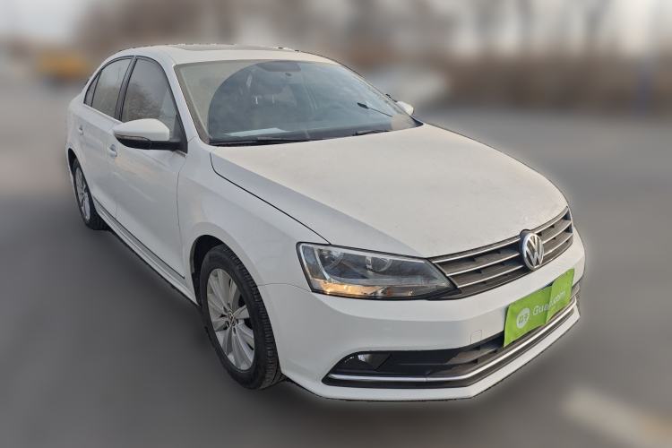 Used Volkswagen Sagitar 2015 230TSI Automatic Comfort Version