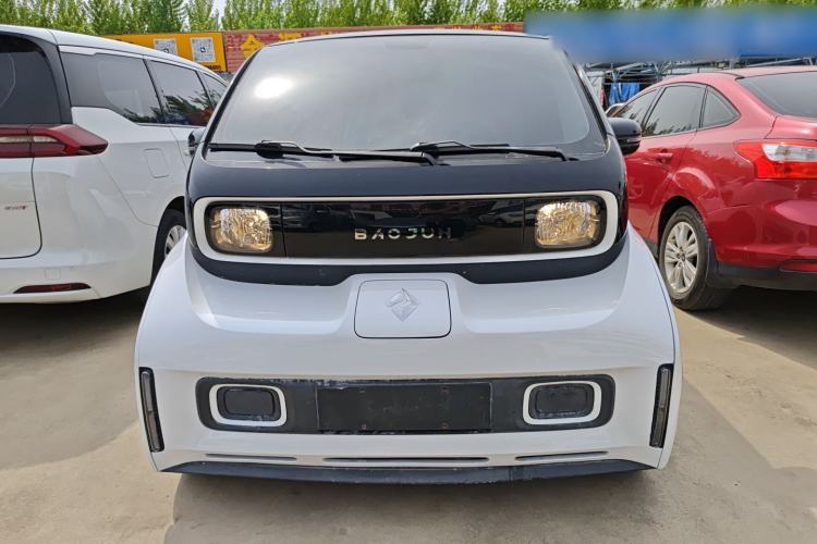 Used Baojun E300 2020 Star Travel Edition Front