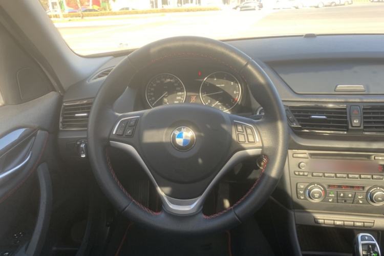 Used BMW X1 2013 sDrive20i Sports Design Package
