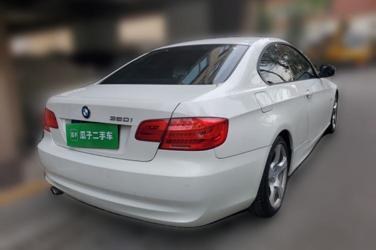 Used BMW 3 Series 2011 320i Coupe Rear Right 45 Deg