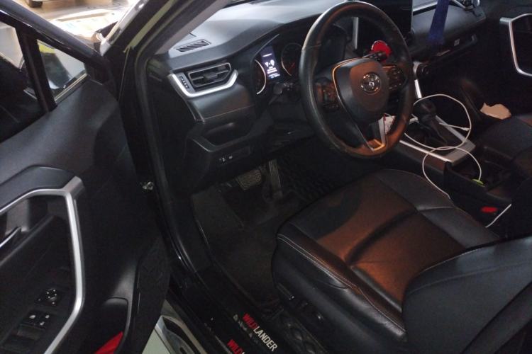 Used Toyota Wildlander 2020 2.0L CVT Two-Wheel Drive Luxury Edition