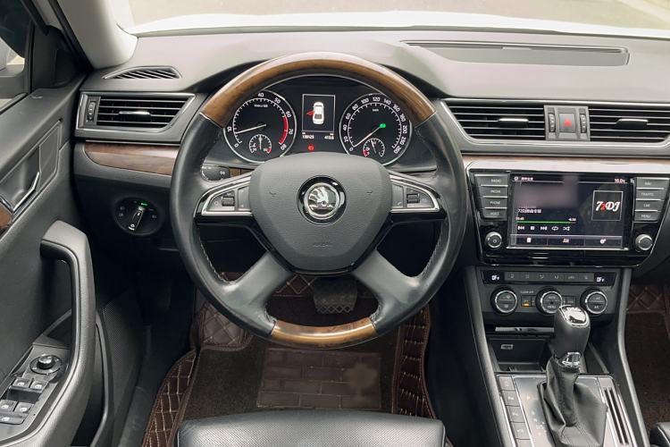 Used Skoda Superb 2016 TSI380 DSG Prestige Edition