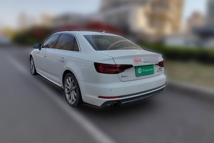 Used Audi A4L 2018 30th Anniversary Edition 40 TFSI Fashion Model
