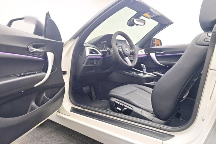 Used BMW 2 Series 2015 220i Convertible Coupe Leading Model
