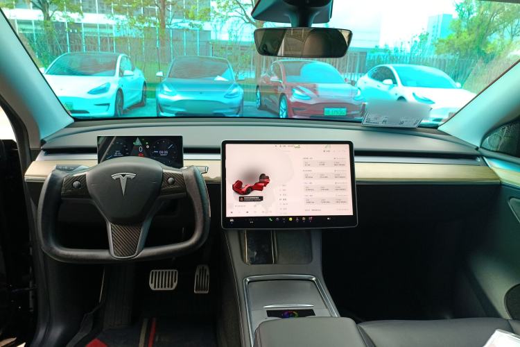 Used Tesla Model Y 2022 Rear-Wheel-Drive Version
