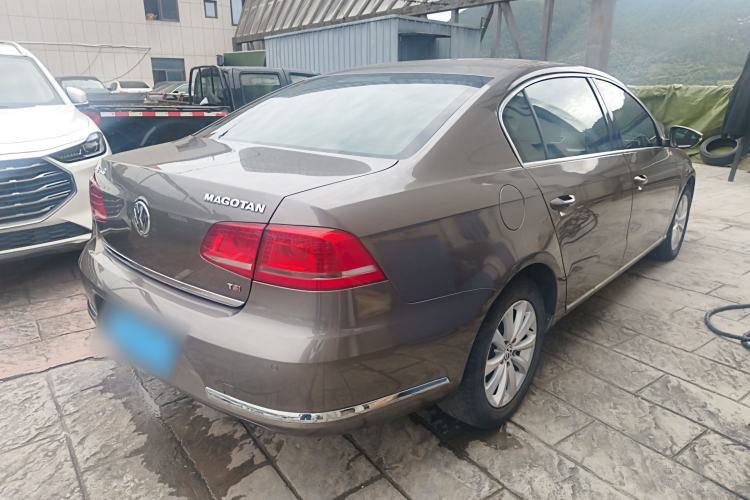 Used Volkswagen Magotan 2016 1.8TSI Smart Enjoyment Leading Model Rear Right 45 Deg