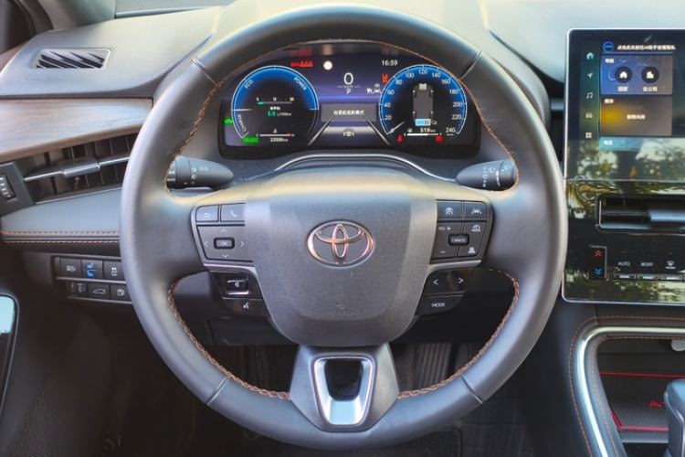 Used Toyota Avalon 2024 Dual-Motor 2.0L Luxury Edition