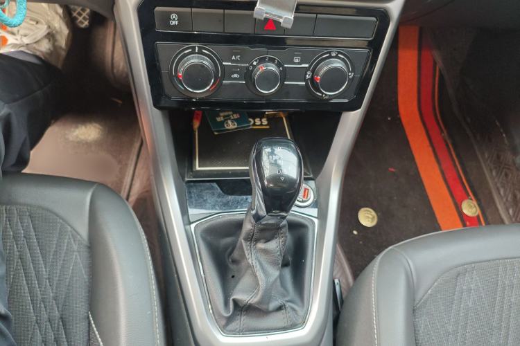 Used Volkswagen T-Cross 2019 280TSI DSG Comfort Edition Gear Lever