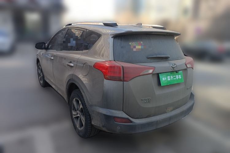 Used Toyota RAV4 2015 2.0L CVT Two-Wheel Drive Fashion Edition
