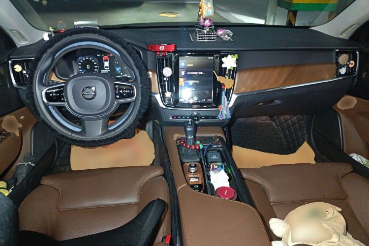 Used Volvo S90 2020 Facelift T5 Smart & Luxurious Edition