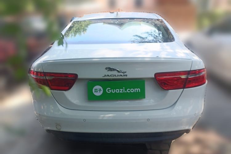 Used Jaguar XE 2015 2.0T 200 PS R-Sport