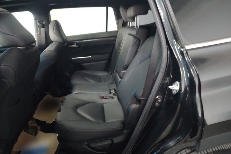 Used Toyota Crown Kluger 2021 2.5L HEV Four-Wheel Drive Flagship Edition Left Rear Seat