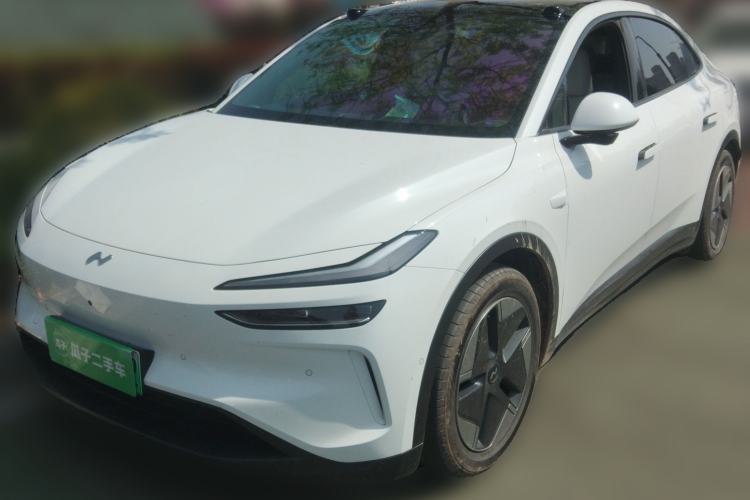 Used ONVO L60 2024 60 kWh Rear-Drive Version