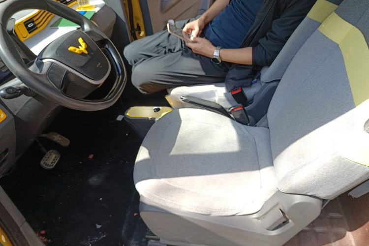 Used Wuling Hongguang MINIEV 2021 Macaron Premium Model – Lithium-NMC Left Front Seat