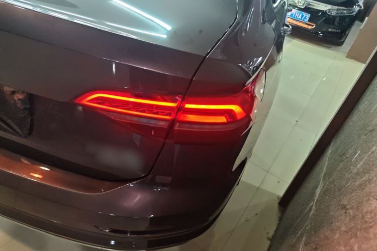 Used Volkswagen Lavida 2018 280TSI DSG Comfort Edition China V Standard Right Rear Taillight