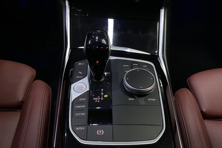 Used BMW 3 Series 2022 320Li M Sport Package Interior 10